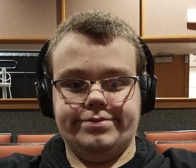 Max, 19, Erie (Commonwealth of Pennsylvania)