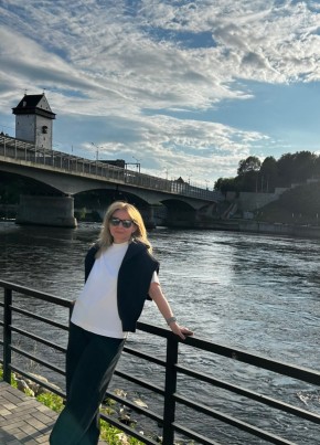 Наталья из Москвы 52 года