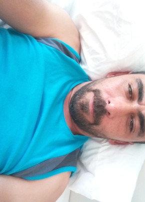 İbrahim, 40, Türkiye Cumhuriyeti, Avsallar