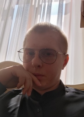 Данил из Ульяновска 24 года