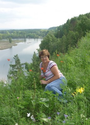 Алина, 63, Россия, Красноярск