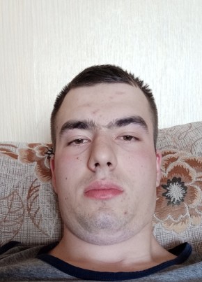 Pavel, 19, Belarus, Minsk