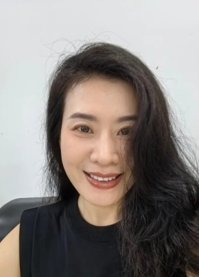 yug из 臺中市 32 года