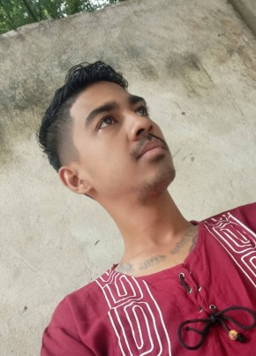 Kounglay из Rangoon 27 лет