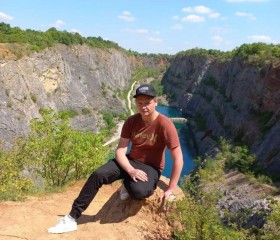 Misha Shtefko, 32, Havlickuv Brod