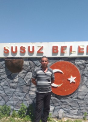 Ömer Aydoğdu, 44, Türkiye Cumhuriyeti, Afyonkarahisar