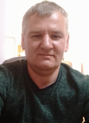 Дмитрий из Абинска 42 года
