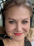 Olga, 44, Tver