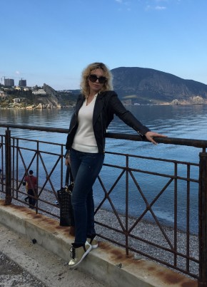 Наталья, 48, Россия, Симферополь