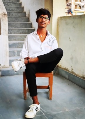 Laddu, 19, India, Quthbullapur