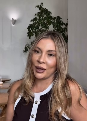 Алёна из Луганска 36 лет