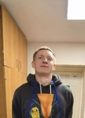Павел из Томска 23 года