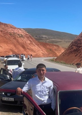 Мирбек, 23, Кыргыз Республикасы, Бишкек