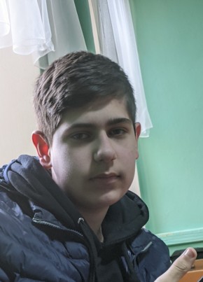 Artur, 20, Україна, Самбір
