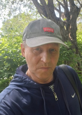 Михаил из Қарағанды 64 года
