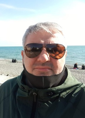 Амир из Краснодара 46 лет