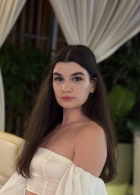 Полина из Владивостока 27 лет