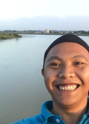 hanif, 32, Malaysia, Permatang Kuching