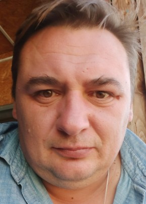Михаил из Санкт-Петербурга 43 года