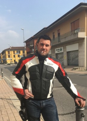 simone, 42, Repubblica Italiana, Trezzo sull'Adda