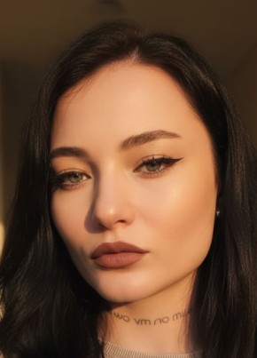Анна из Москвы 22 года
