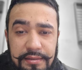 Kamoli, 21, Yekaterinburg