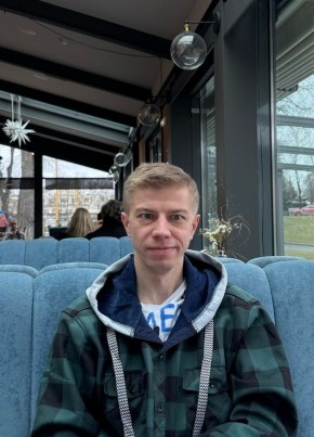 Денис из Великие Луки 35 лет