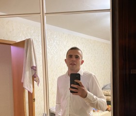 Евгений, 22 года, Красноярск