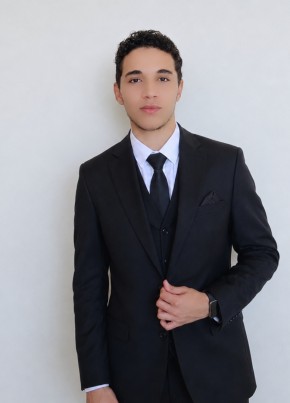 يوسف из سوهاج 19 лет
