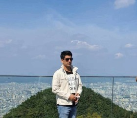 Tima Timov, 41, Daegu