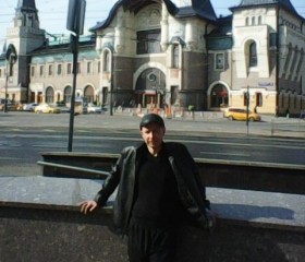 Олег, 47 лет, Добрянка