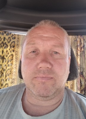 Николай из Пикалёво 51 год
