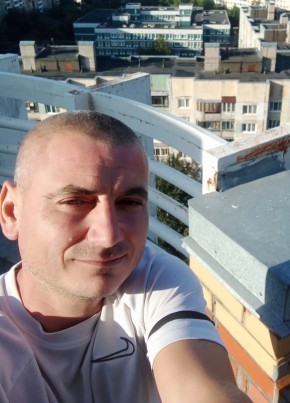 Vitaliy, 53, Russia, Saint Petersburg