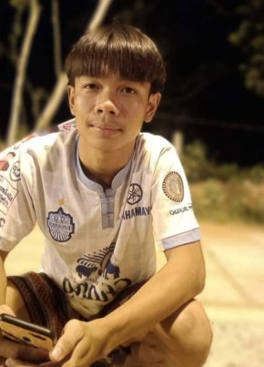 Dom, 21, ราชอาณาจักรไทย, ศรีบุญเรือง