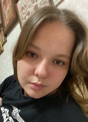 Виктория, 21, Россия, Рязань