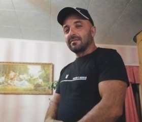Artur, 32, Gyumri