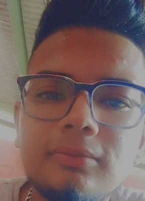 Samiir, 21, Trinidad and Tobago, Mon Repos