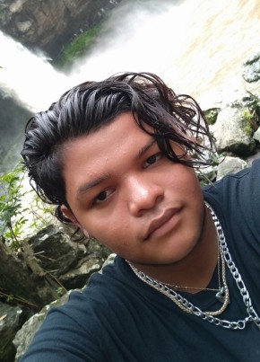 Luis, 19, República de Nicaragua, Chinandega