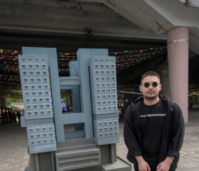 Mikhail, 24, Sofia