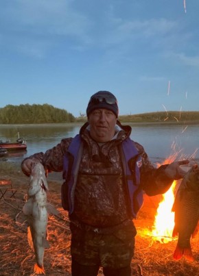 Андрей из Новороссийска 51 год