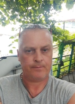 Слава из Владивостока 53 года