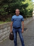 Valeriy, 49, Moscow