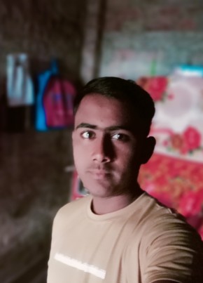 Bachu, 18, India, New Delhi