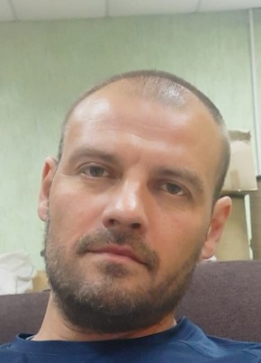 Максим, 43, Россия, Саратов