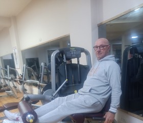 Raoul, 67, Durres
