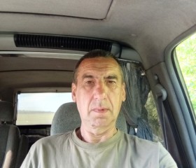 Олег, 57 лет, Сніжне