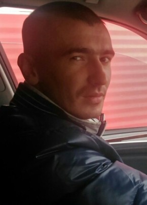 Илья, 39, Россия, Конаково
