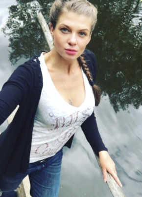 Анна из Новосибирска 41 год