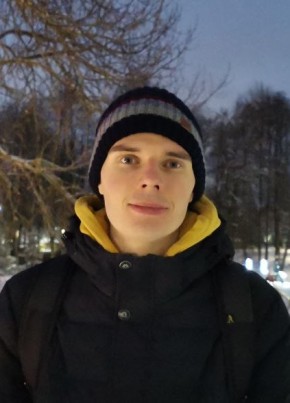 Иван из Брянска 24 года