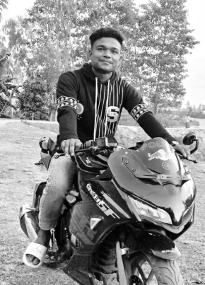 Rashed из Bukit Mertajam 22 года